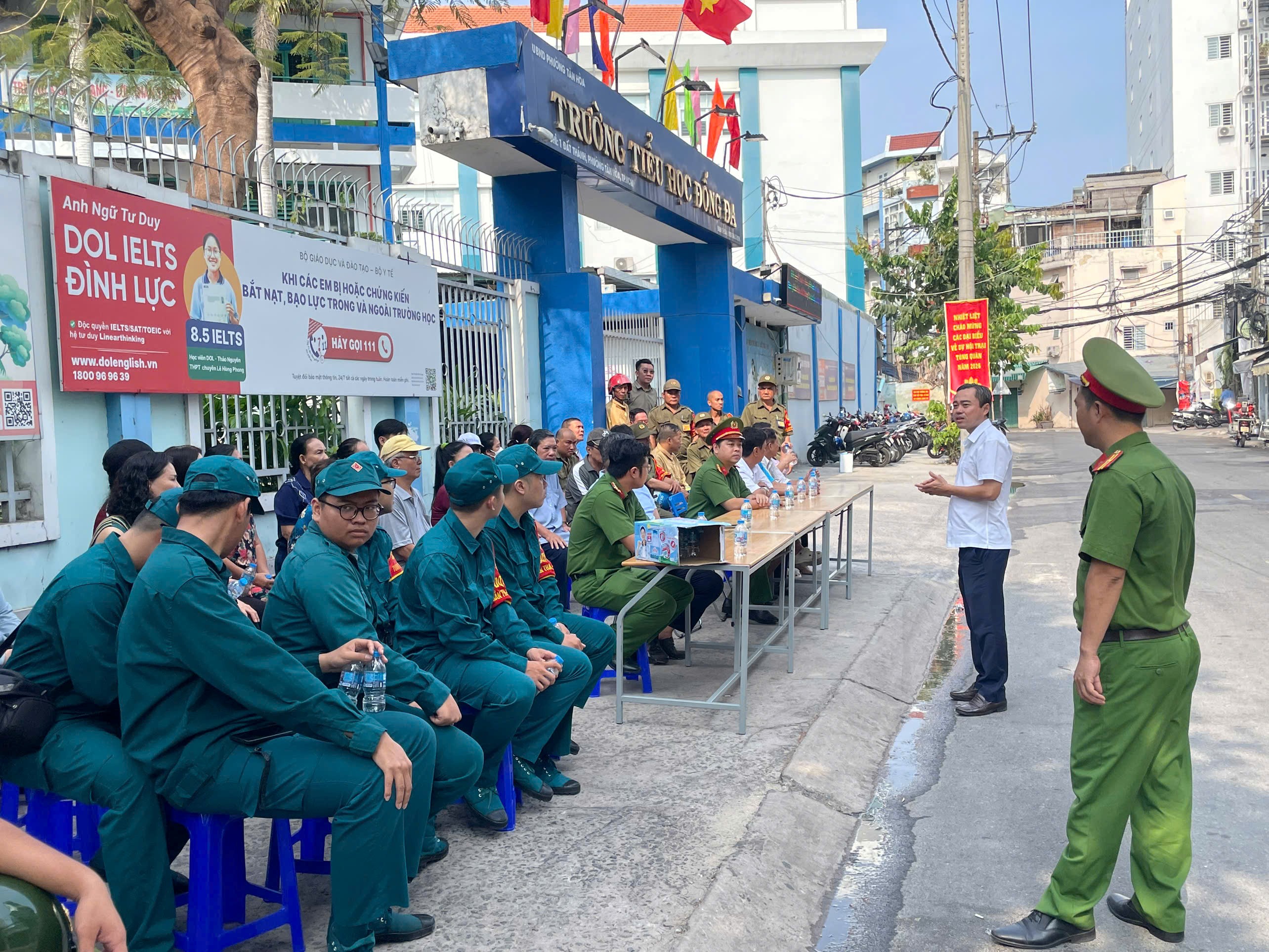 Chủ động phòng ngừa cháy nổ từ cơ sở: Thực tập phương án PCCC&CNCH tại khu nhà tập thể phường Tân Hòa, TP. Hồ Chí Minh