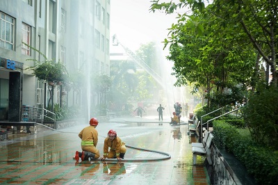 TP.HCM: Hơn 500 người phối hợp diễn tập phương án chữa cháy và cứu nạn quy mô lớn tại Chung cư Giai Việt